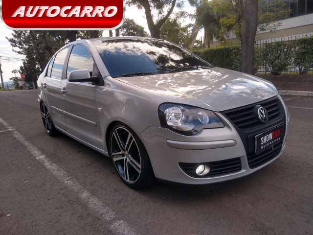 VOLKSWAGEN POLO SEDAN 1.6 MI 8V
