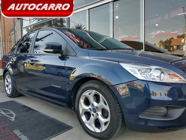 FORD FOCUS 2.0 TITANIUM SEDAN 16V