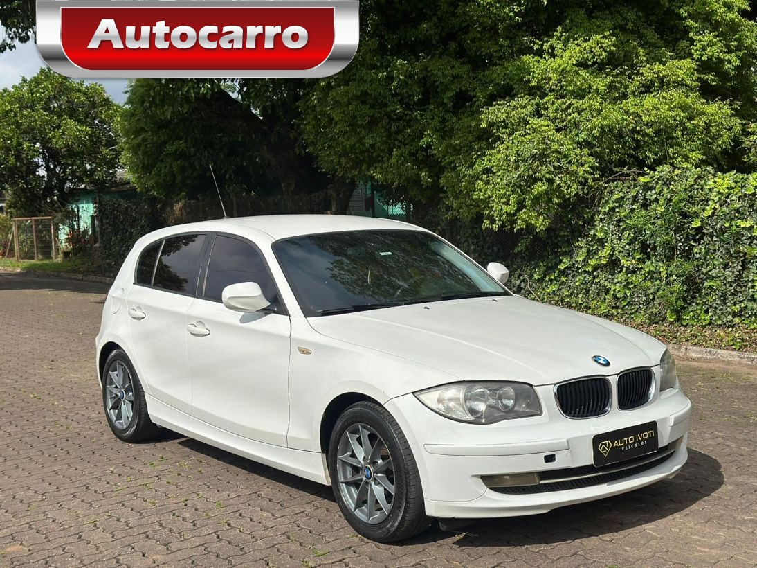 BMW 118I 2.0 AT 2012