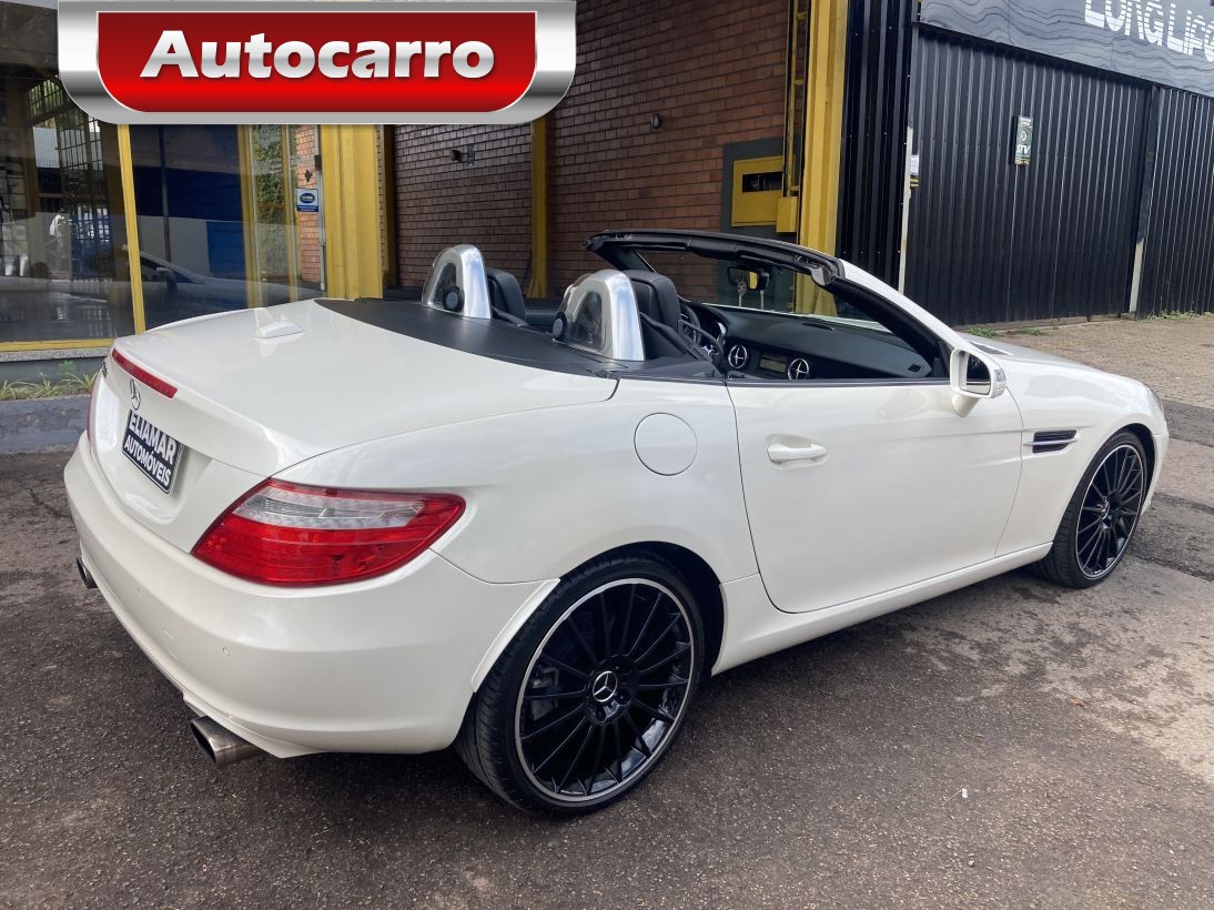 Mercedes-Benz Slk 200 1.8 CGI GASOLINA 2P AUTOMÁTICO 2012