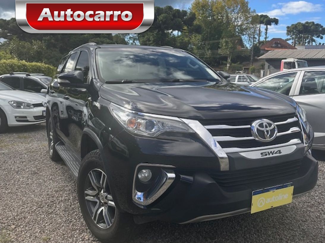 Toyota Hilux 2.7 SR 4X2 CD 16V FLEX 4P AUTOMÁTICO 2017