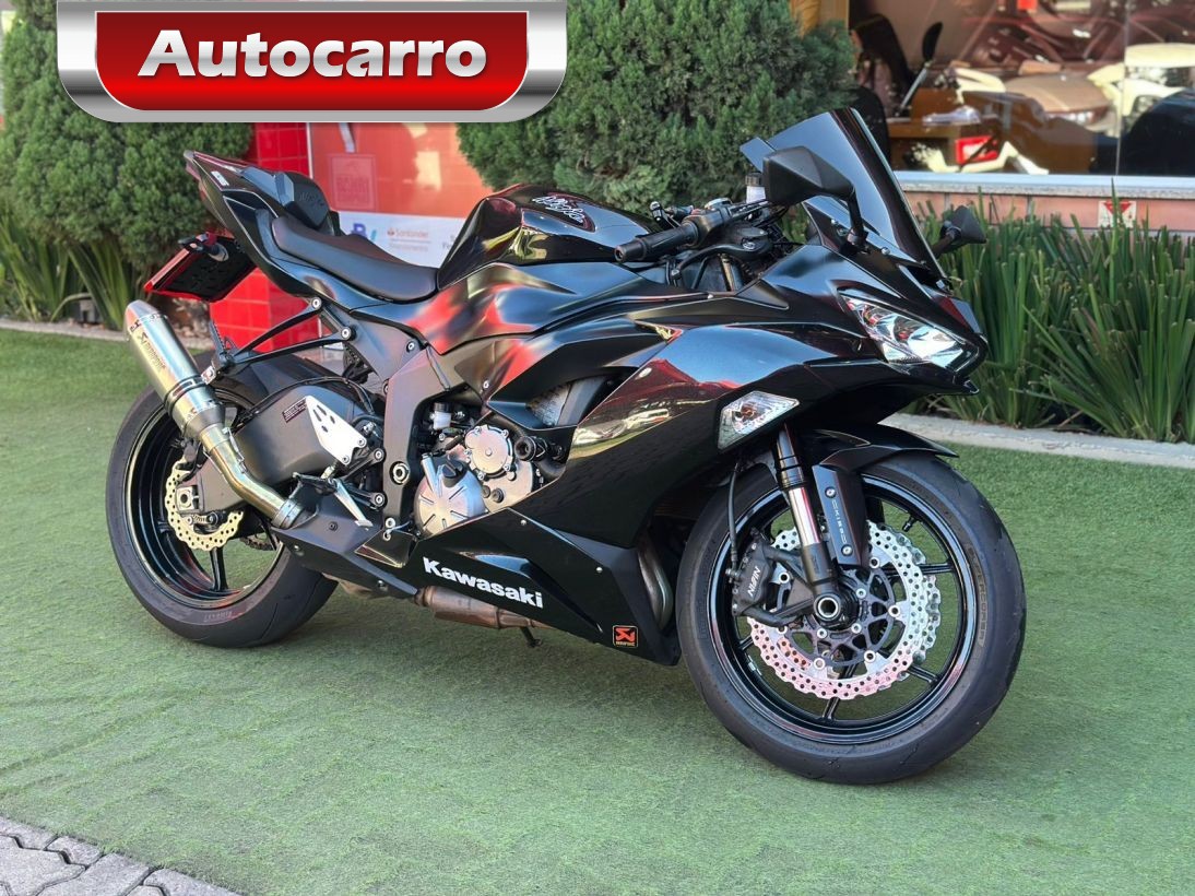 KAWASAKI NINJA ZX-6R 636CC 2020, STAR VEICULOS / Autocarro