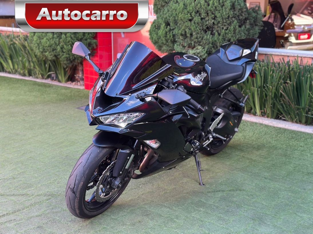 KAWASAKI NINJA ZX-6R 636CC 2020, STAR VEICULOS / Autocarro