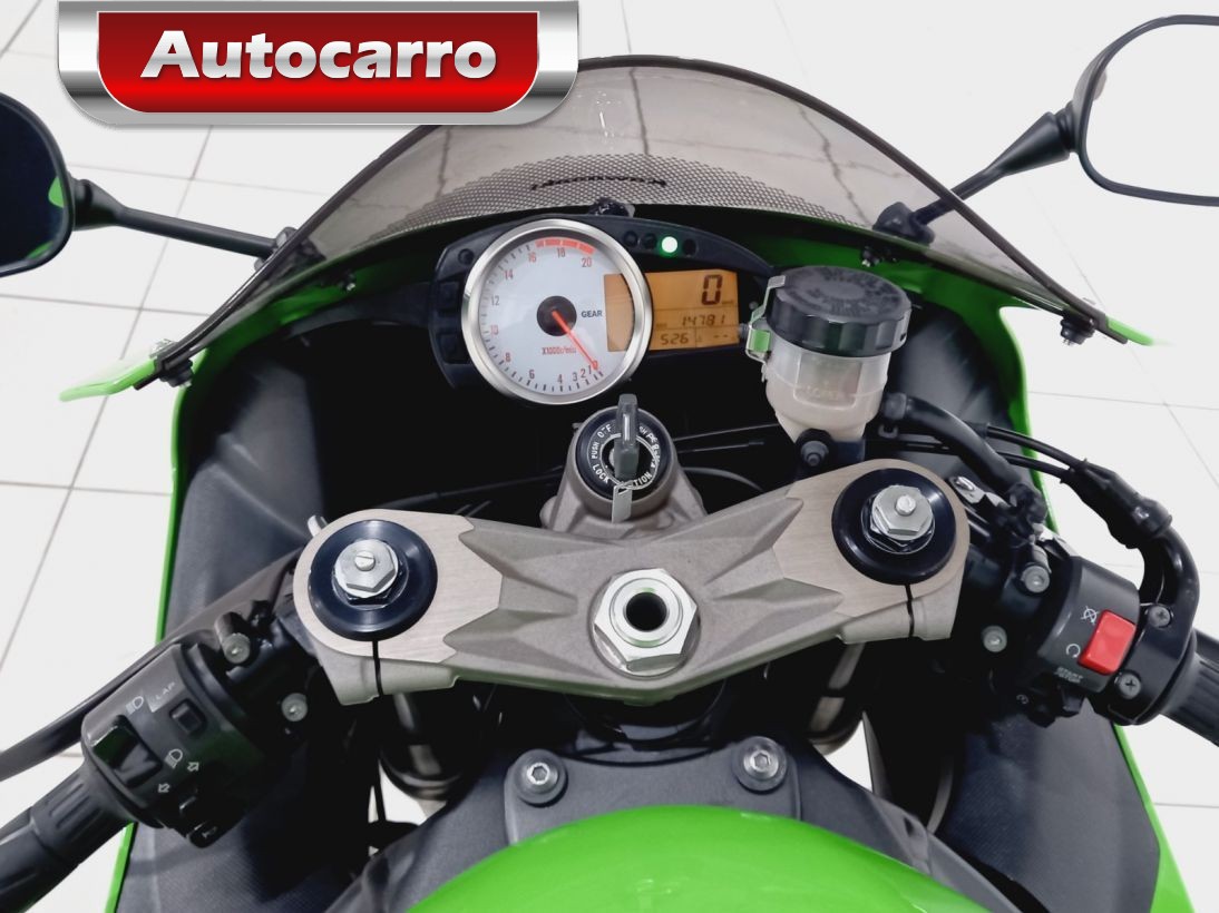 KAWASAKI NINJA ZX-6R 636CC 2008, AUTO CLASSIC / Autocarro