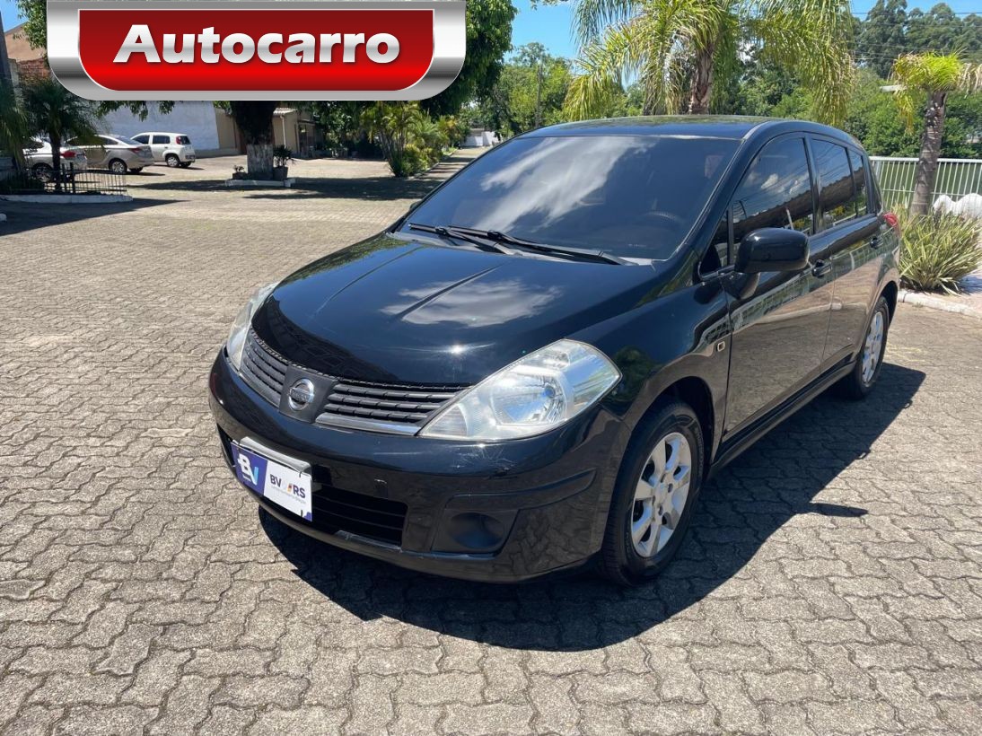 Nissan Tiida 1.8 S 16V FLEX 4P MANUAL 2011