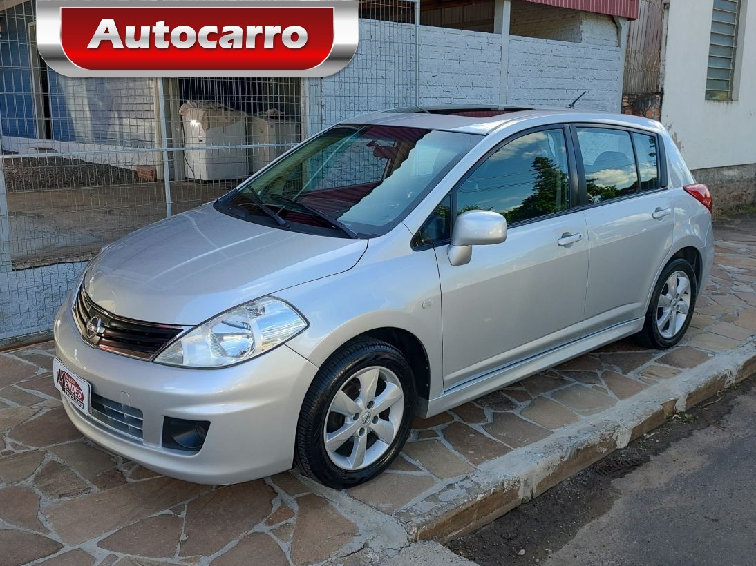 Nissan Tiida 1.8 SL 16V FLEX 4P AUTOMÁTICO 2013