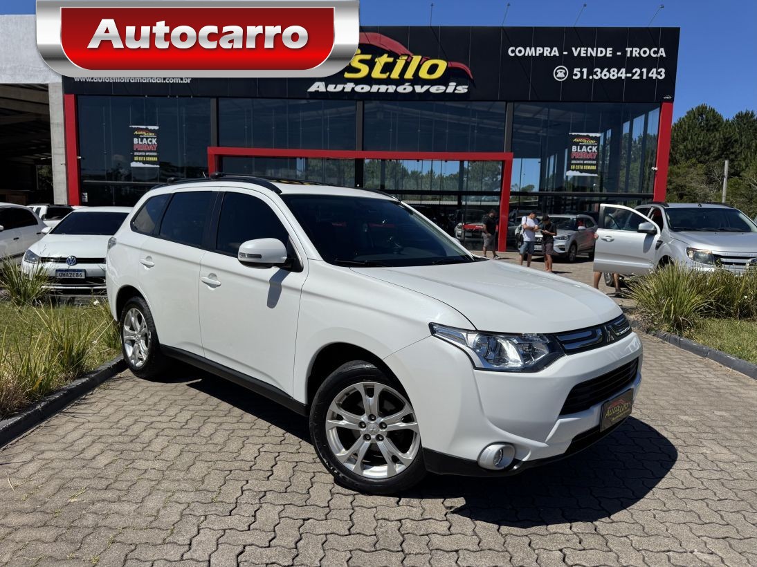 Mitsubishi Outlander 2.0 COMFORT 16V GASOLINA 4P AUTOMÁTICO 2015