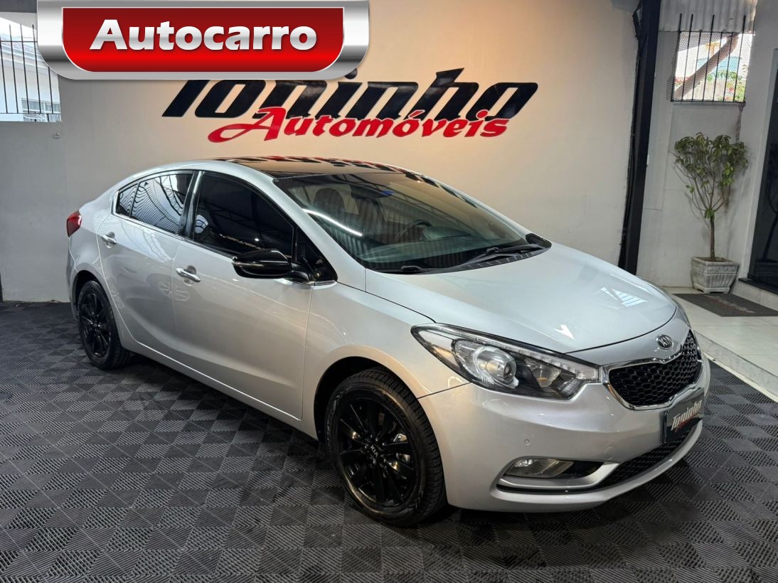 KIA Cerato 1.6 E.221 SEDAN 16V GASOLINA 4P AUTOMÁTICO 2015