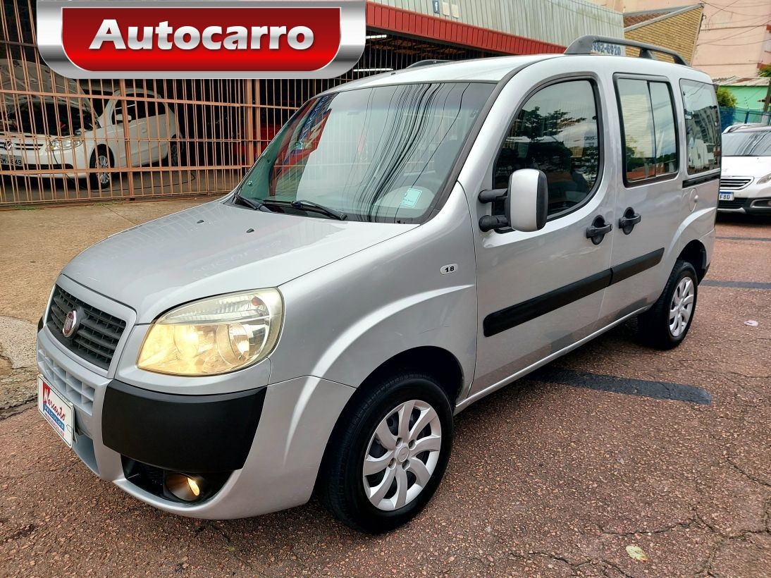 Fiat Doblo HLX 1.8 16V FLEX 2011