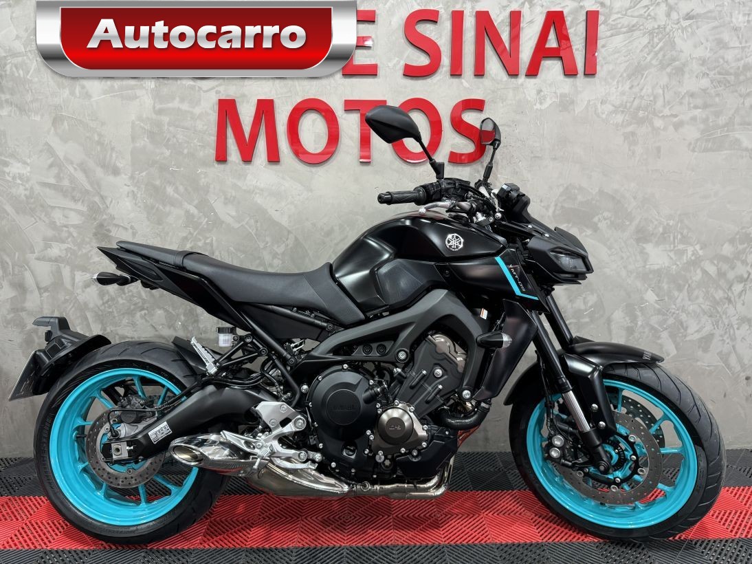 YAMAHA