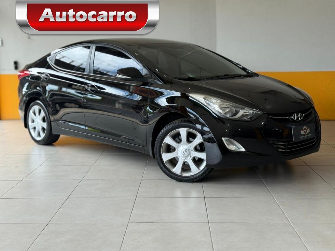 Hyundai Elantra GLS 1.8 16V 2013