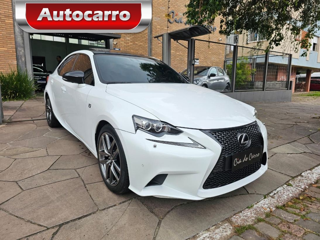 LEXUS