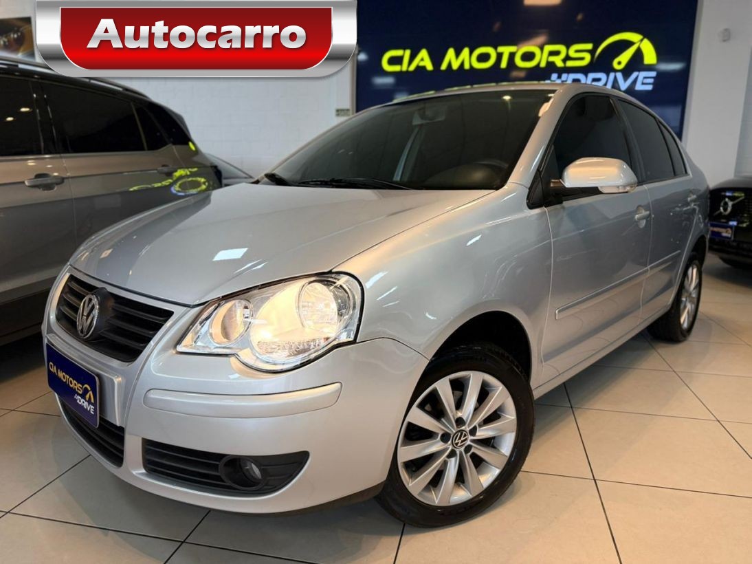 Volkswagen Polo Sedan 1.6 MI 8V FLEX 4P MANUAL 2010