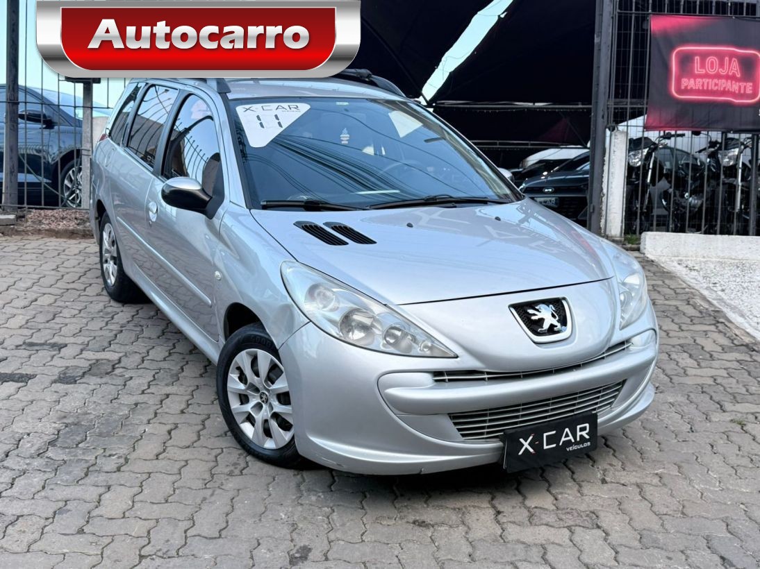 Peugeot 207 1.4 XR 8V FLEX 4P MANUAL 2011