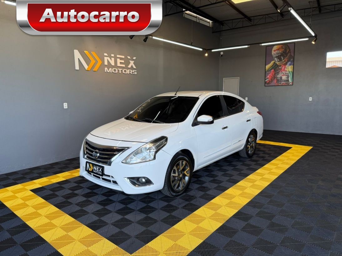 Nissan Versa UNIQUE 1.6 16V 2017