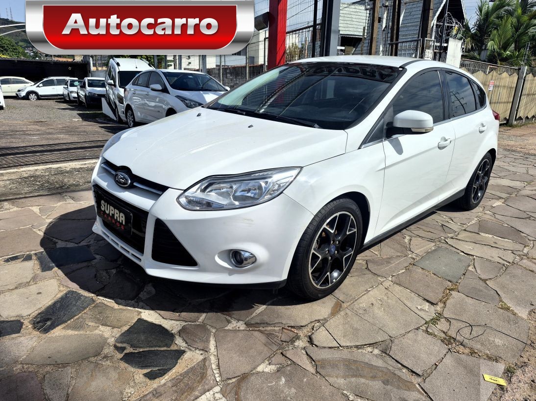 Ford Focus GHIA 2.0 16V 2015