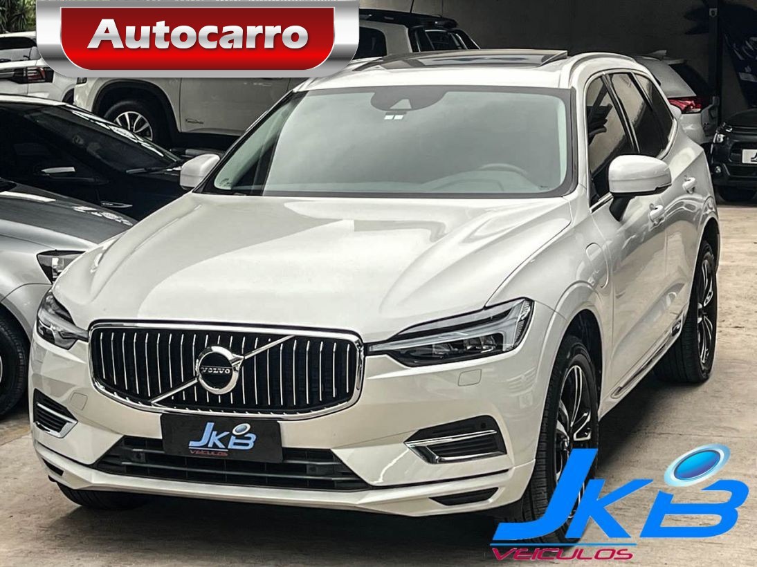 Volvo Xc60 2.0 T8 HYBRID MOMENTUM AWD GEARTRONIC 2021