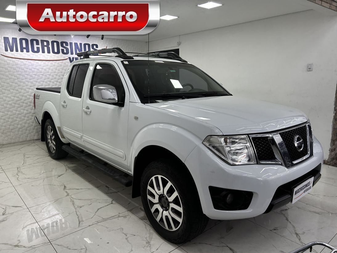 Nissan Frontier 2.5 SL 4X4 CD TURBO ELETRONIC DIESEL 4P AUTOMÁTICO 2014