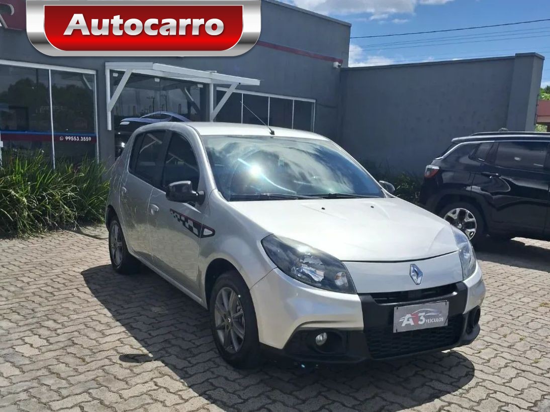 RENAULT