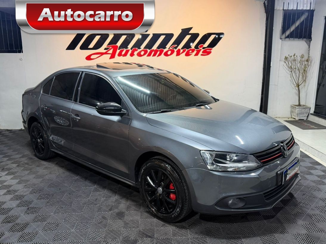 Volkswagen Jetta JETTA Comfortline  2.0 T.Flex 8V 4p Mec. 2013