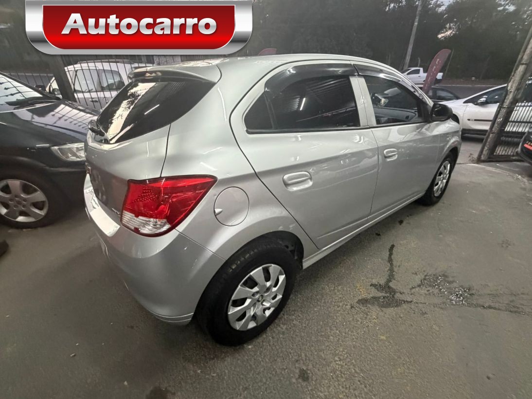 Chevrolet Onix ONIX HATCH Joy 1.0 8V Flex 5p Mec. 2017