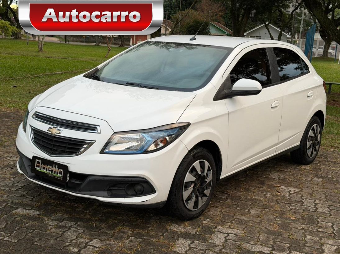 Chevrolet Onix ONIX HATCH LT 1.4 8V FlexPower 5p Mec. 2015