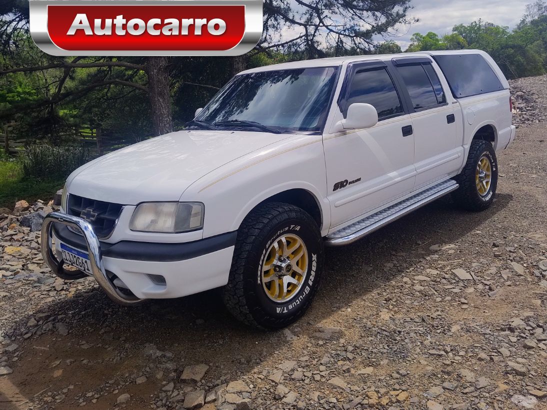 Chevrolet S10 CD EXECUTIVE 4X2 4.3 SFI V6 2000