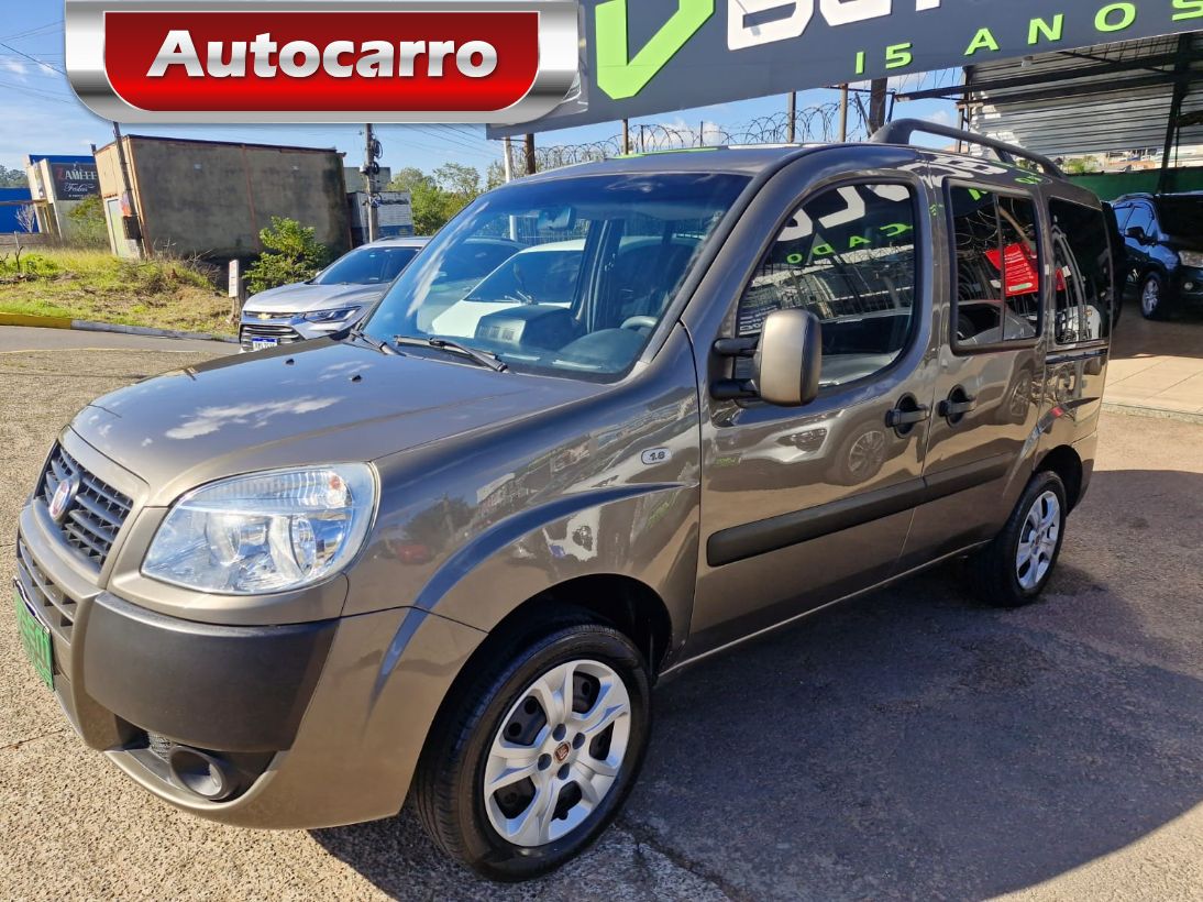 Fiat Doblo Doblo ESSENCE 1.8 Flex 16V 5p 2015