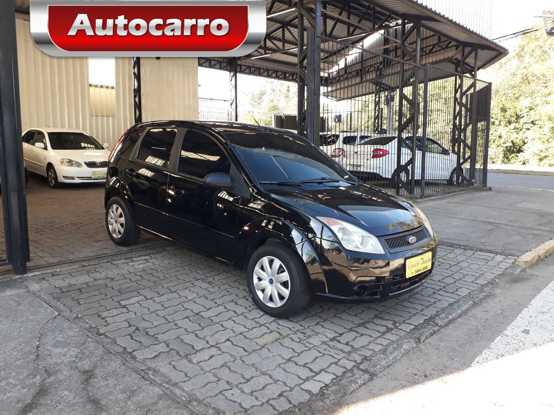 Ford Fiesta Fiesta Sedan 1.0 8V Flex 4p 2009
