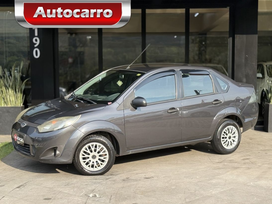 Ford Fiesta Fiesta Sedan 1.0 8V Flex 4p 2013