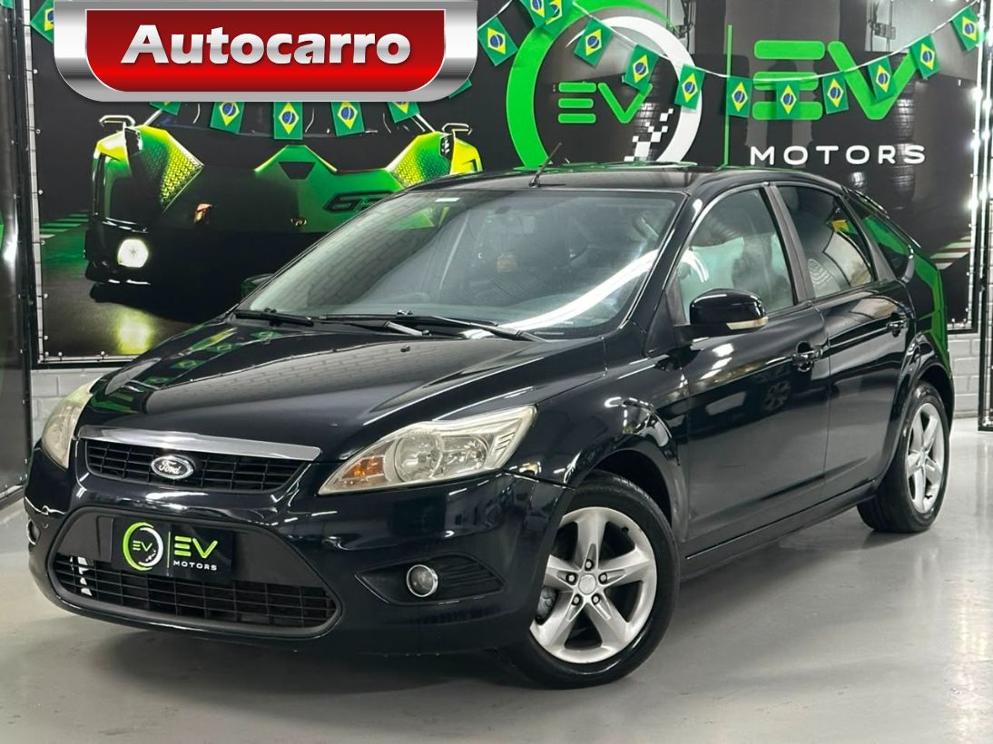 Ford Focus Focus 1.6 S/1.6 SE Flex 16v 5p Aut 2013