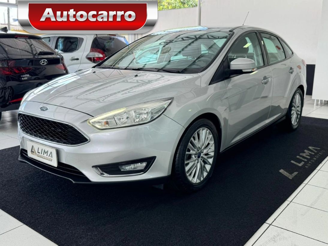 Ford Focus GHIA 2.0 16V 2017