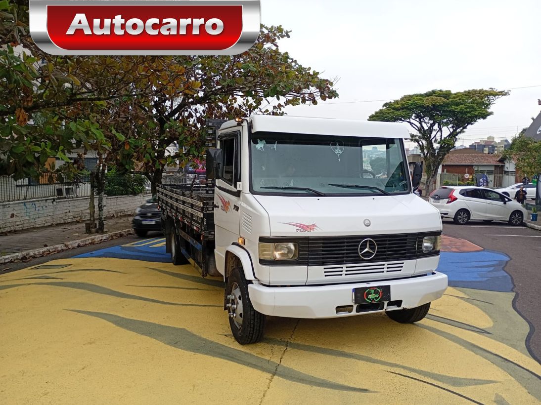 MERCEDES-BENZ 710 PLUS 2006, CONFRARIA DO CARRO / Autocarro