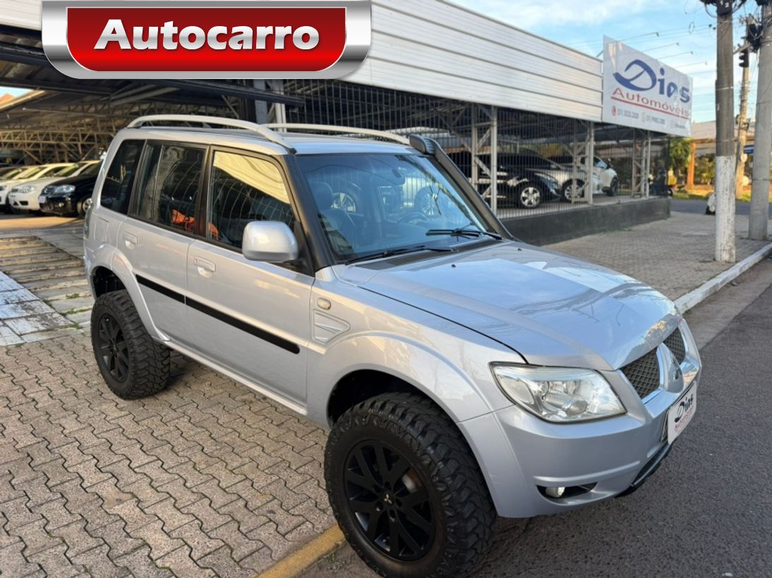Mitsubishi Pajero Tr4 Pajero TR4 GLS 2.0 Flex 16V 4x4 Mec. 2013