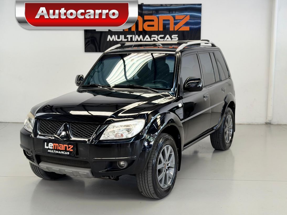 Mitsubishi Pajero Tr4 Pajero TR4 2.0 Flex 16V 4X2 Mec. 2013