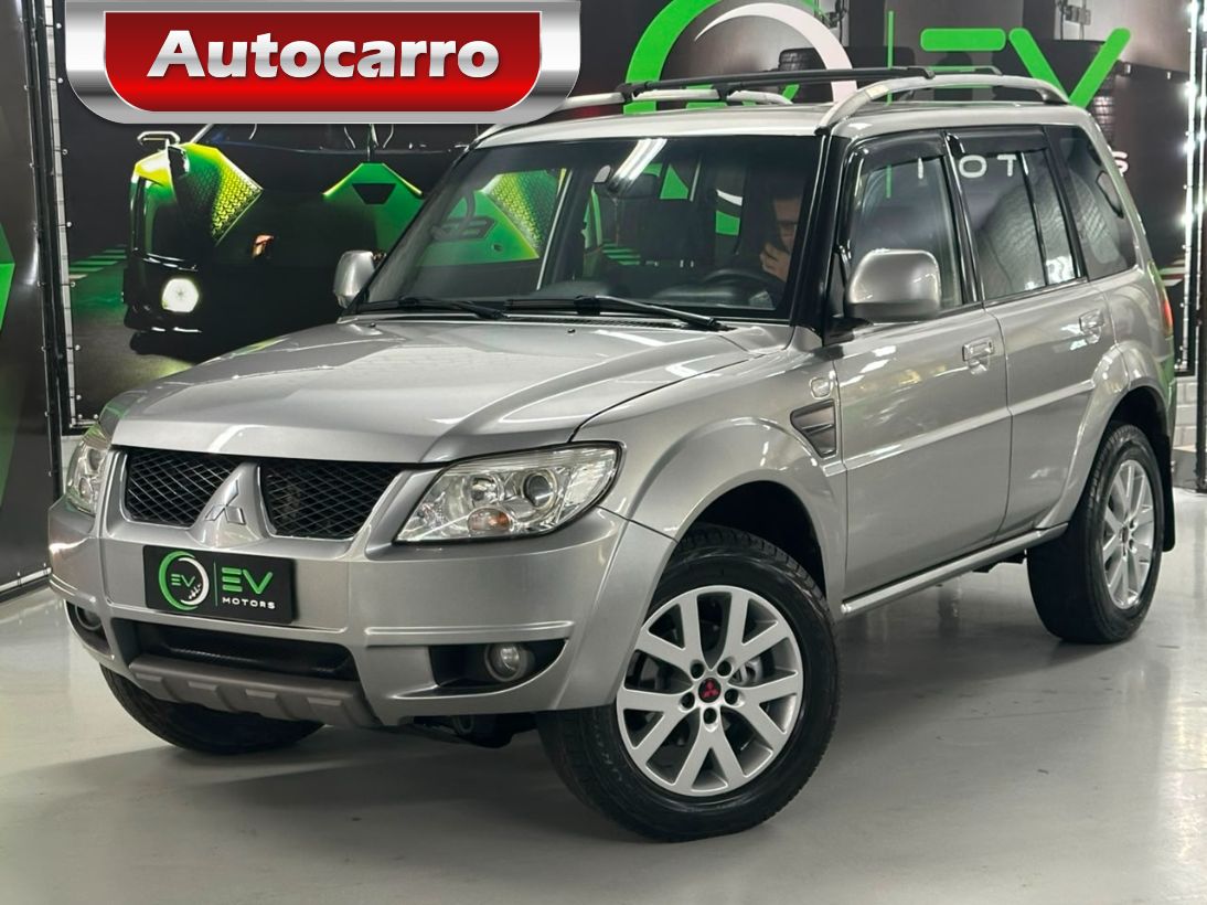 Mitsubishi Pajero Tr4 Pajero TR4 2.0 Flex 16V 4X2 Mec. 2014