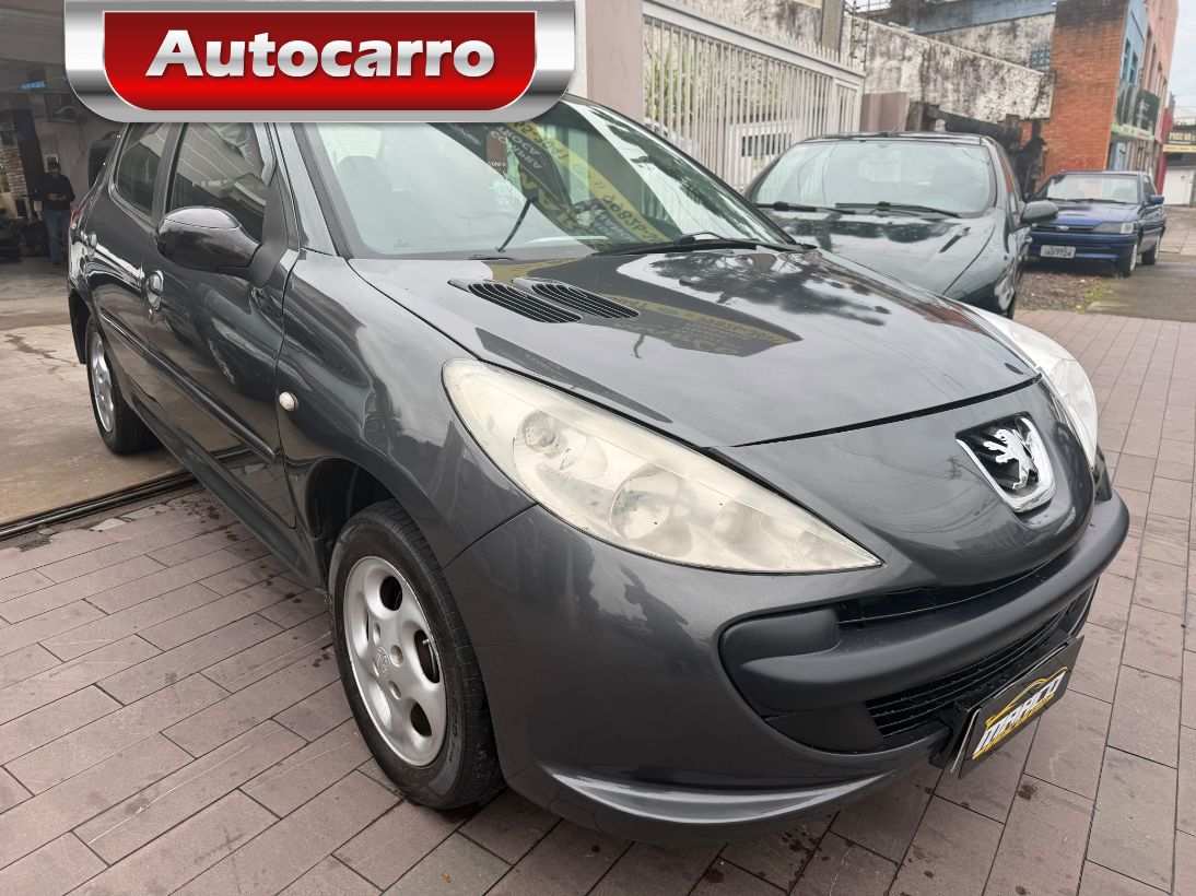 Peugeot 207 ACTIVE 1.4 8V FLEX 4P 2011