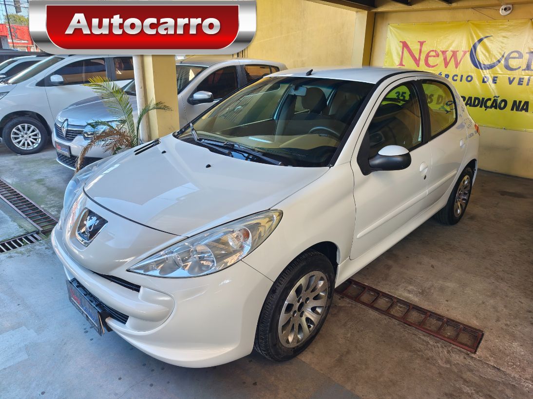 Peugeot 207 207 Active 1.4 Flex 8V 5p 2014