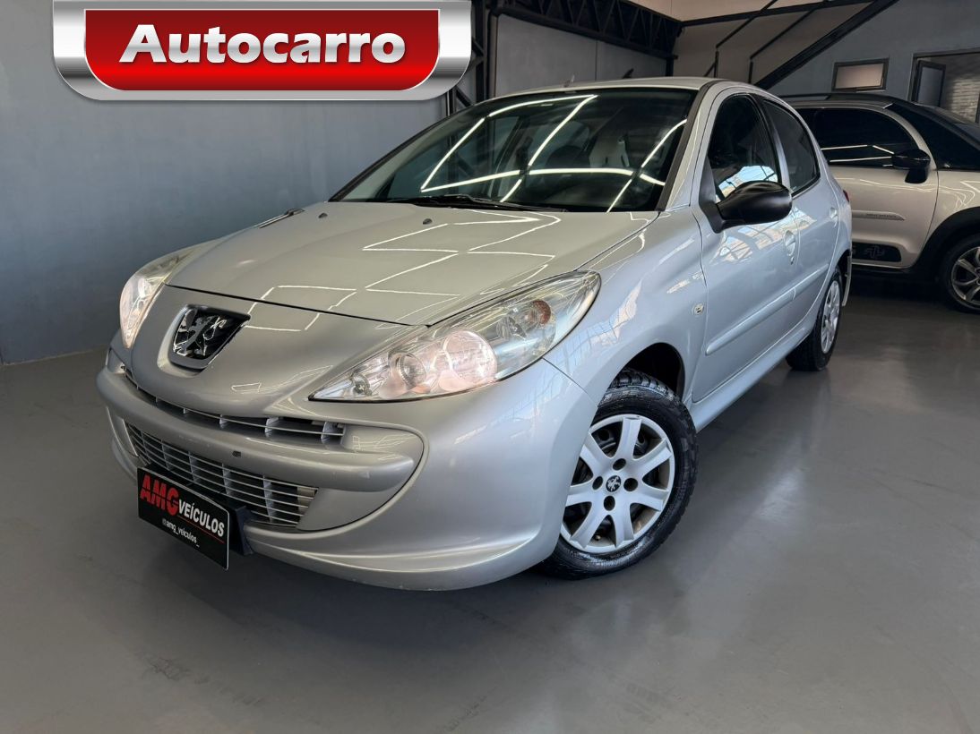 Peugeot 207 207 XR 1.4 Flex 8V 3p 2012