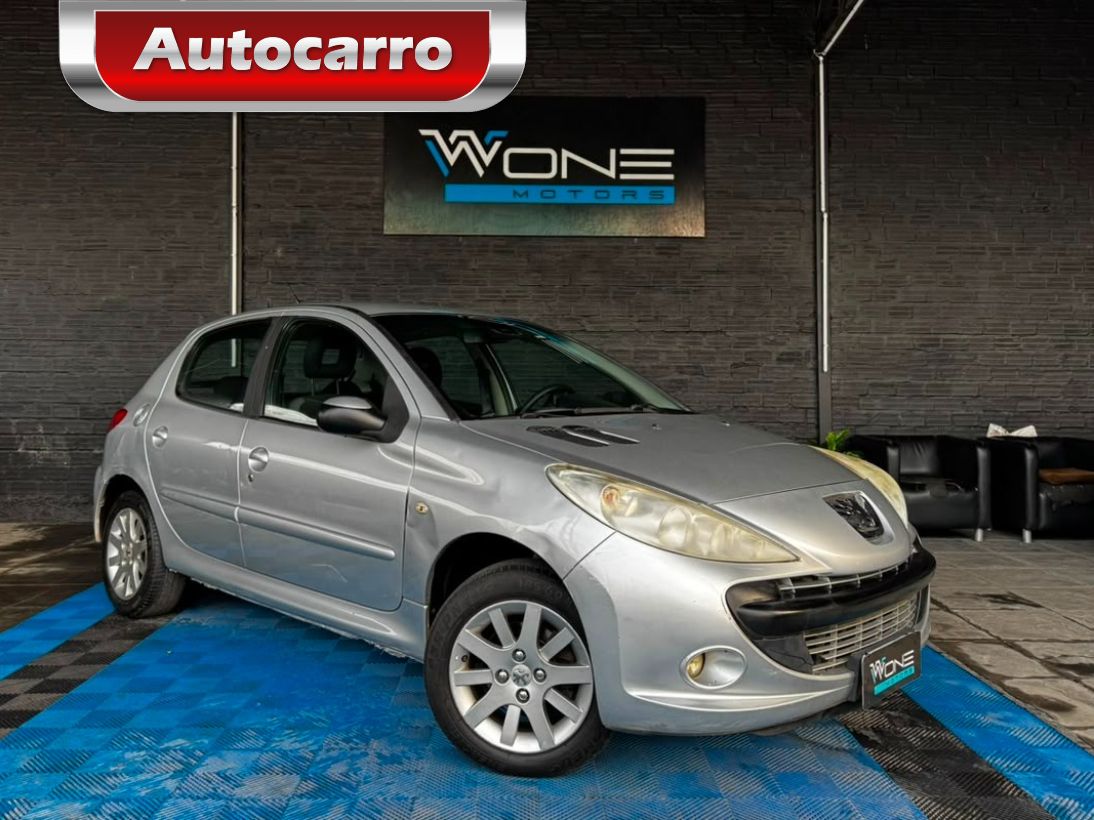 Peugeot 207 207 XS 1.6 Flex 16V 3p 2011