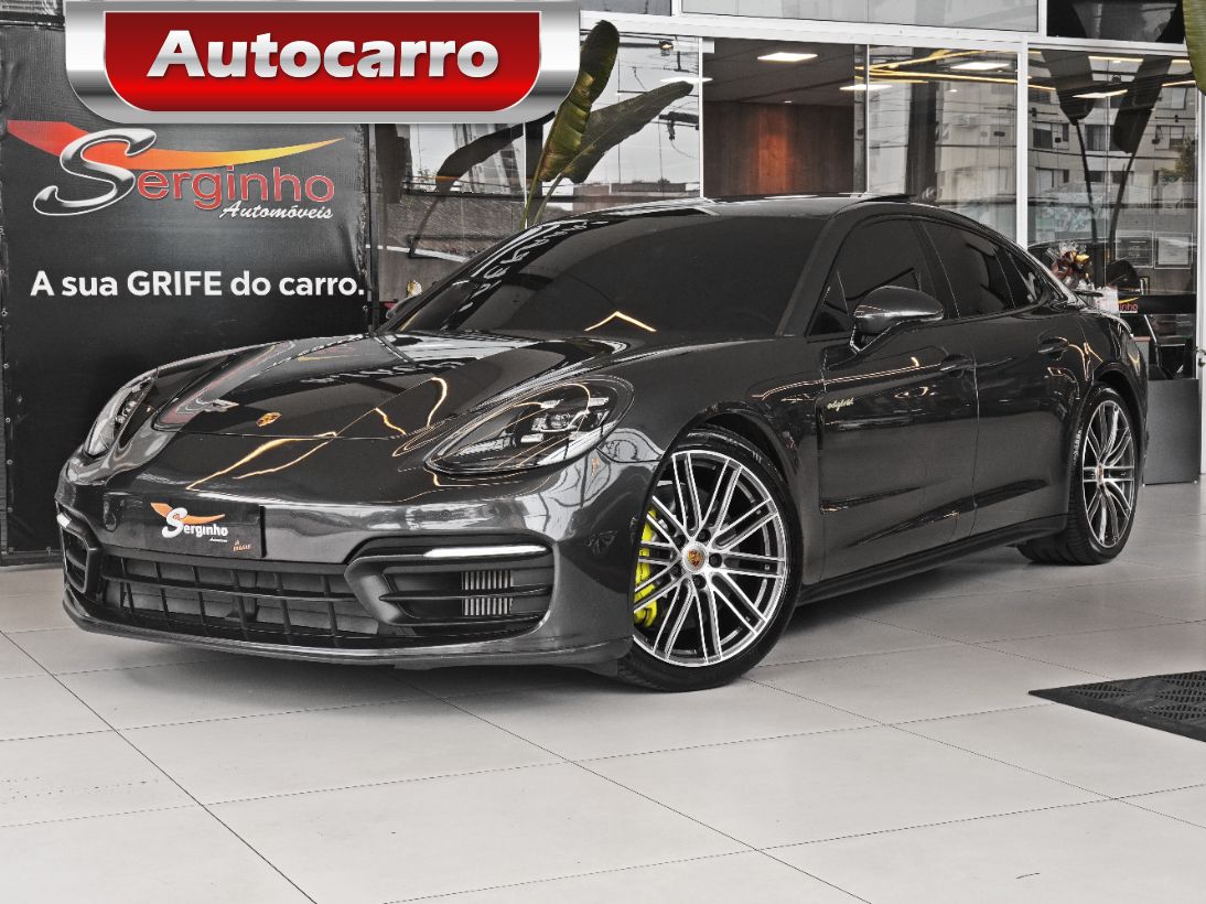 PORSCHE