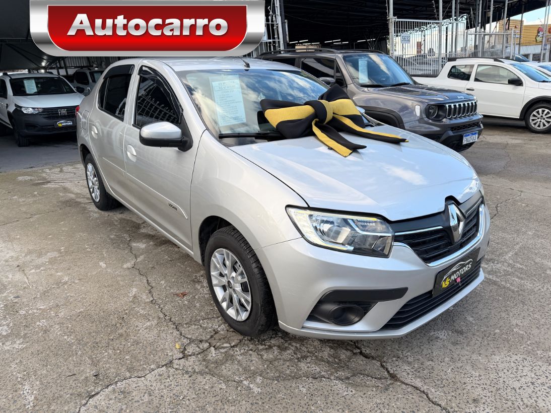 RENAULT