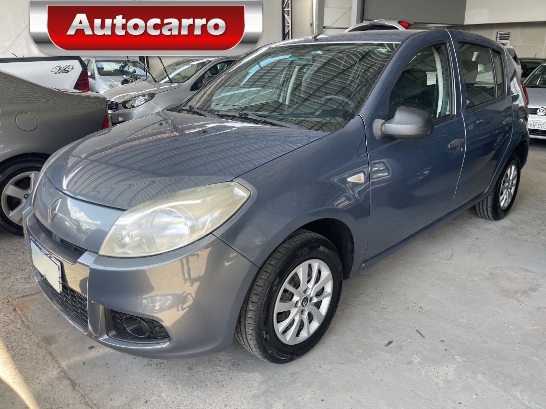 RENAULT