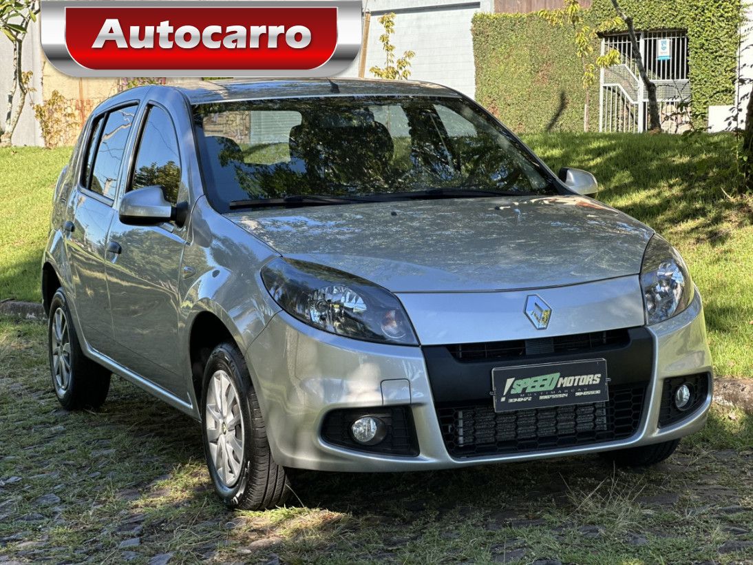 RENAULT