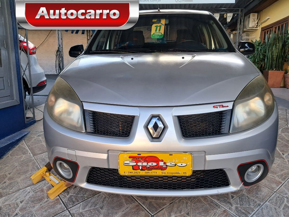 RENAULT