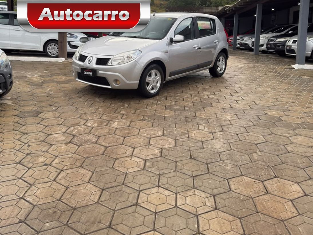 RENAULT