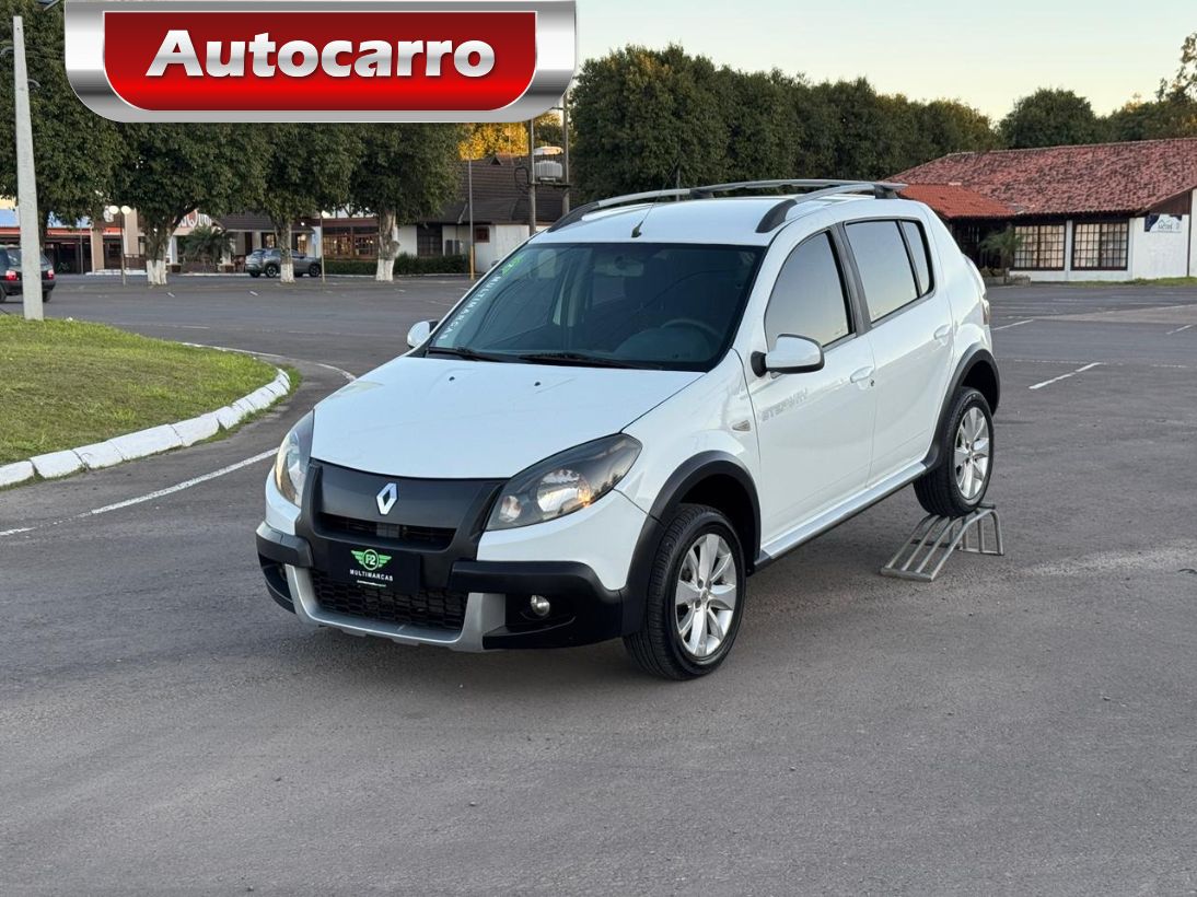 Renault Sandero SANDERO STEPWAY Hi-Power 1.6 8V 5p 2014