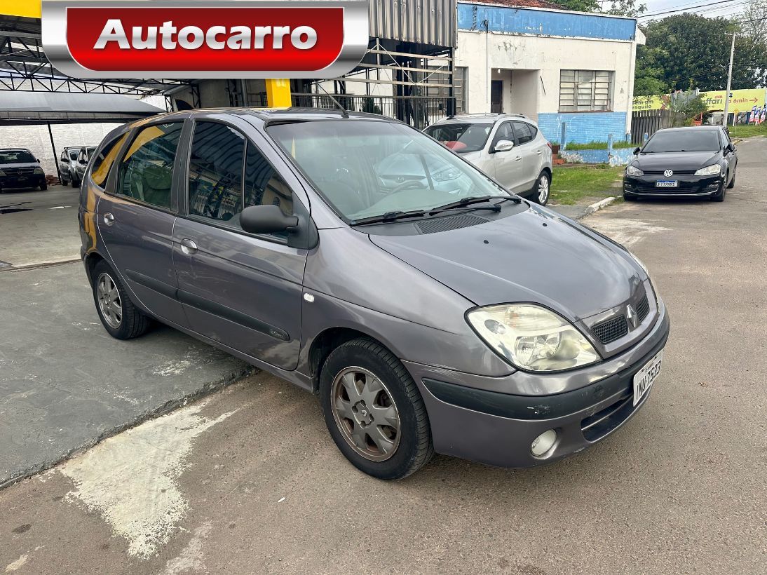 RENAULT
