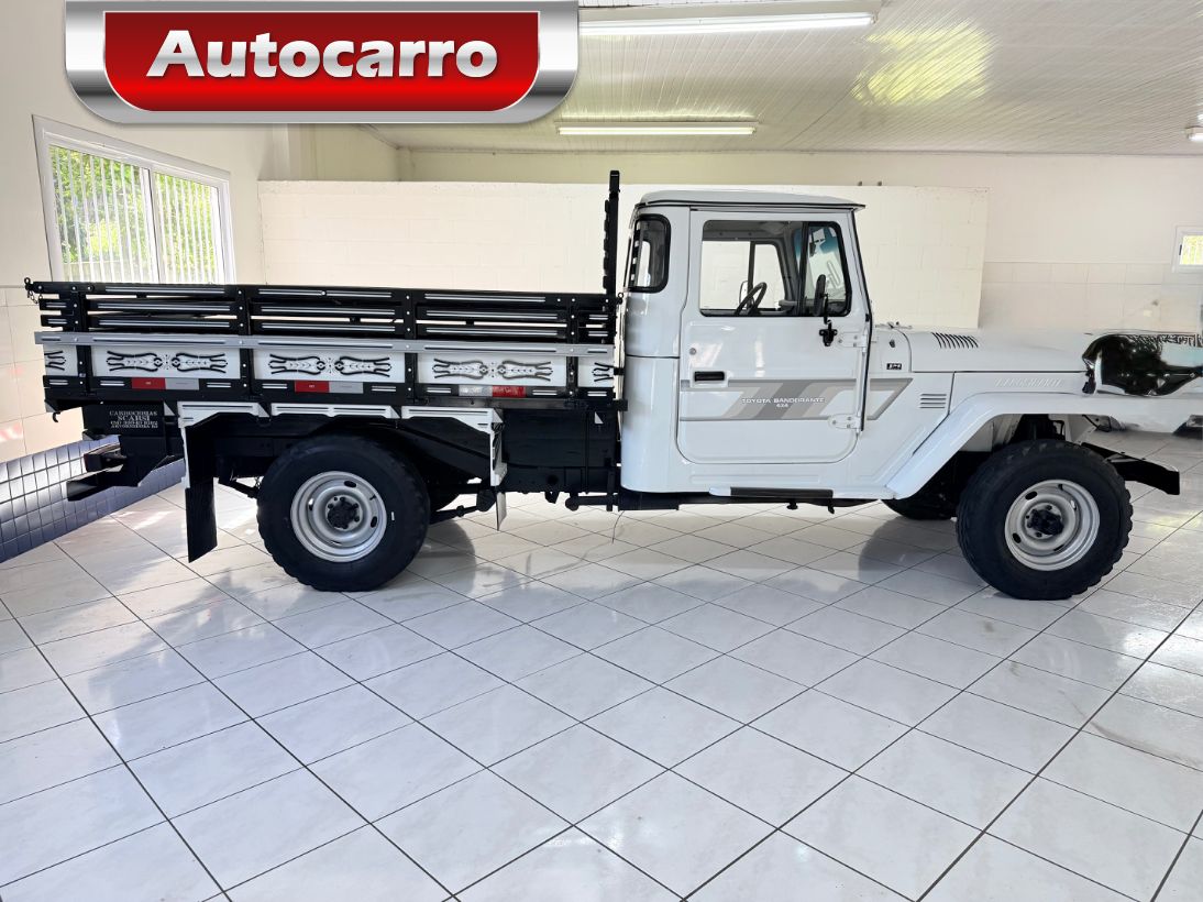 Toyota Bandeirante PICAPE CS CHASSI LONGO 4X4 3.7 1999