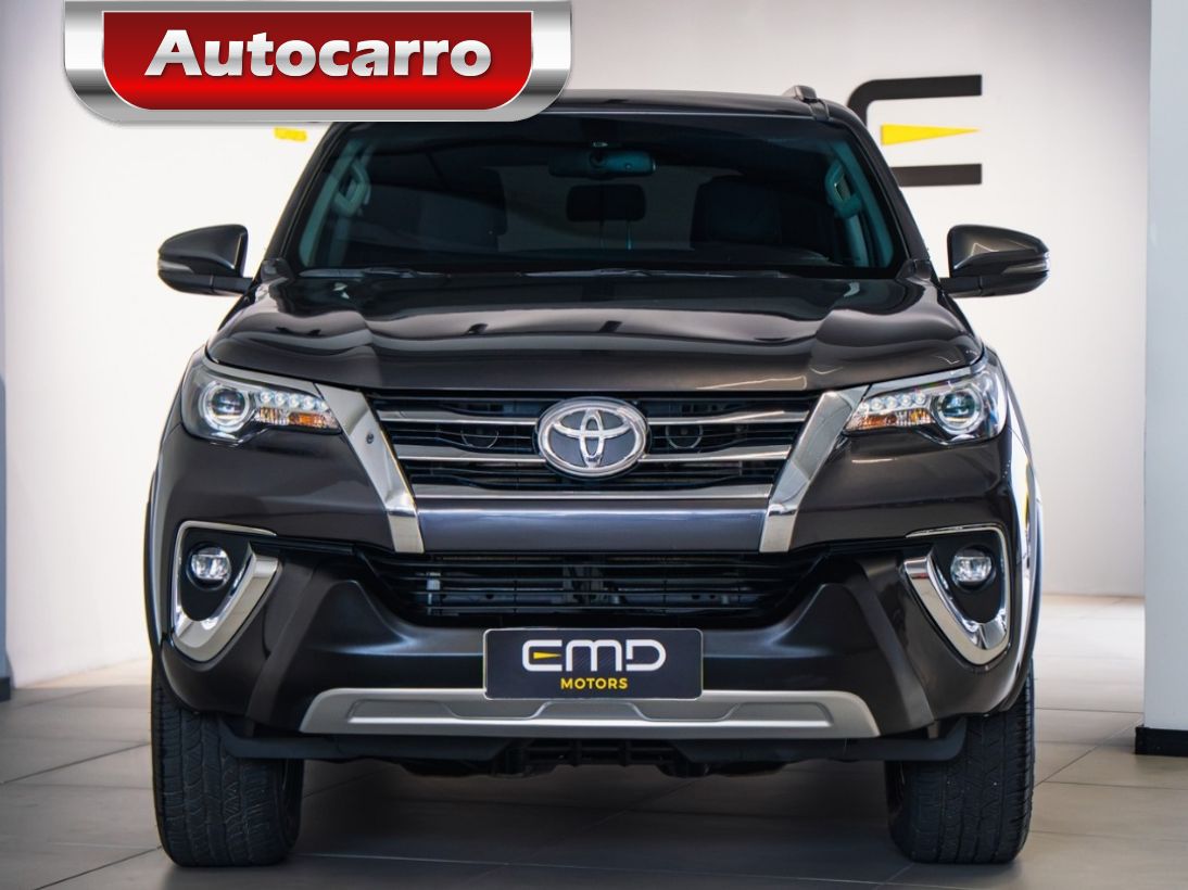 Toyota Hilux Sw4 Hilux SW4 SRX 4x4 2.8 TDI 16V Dies. Aut. 2019